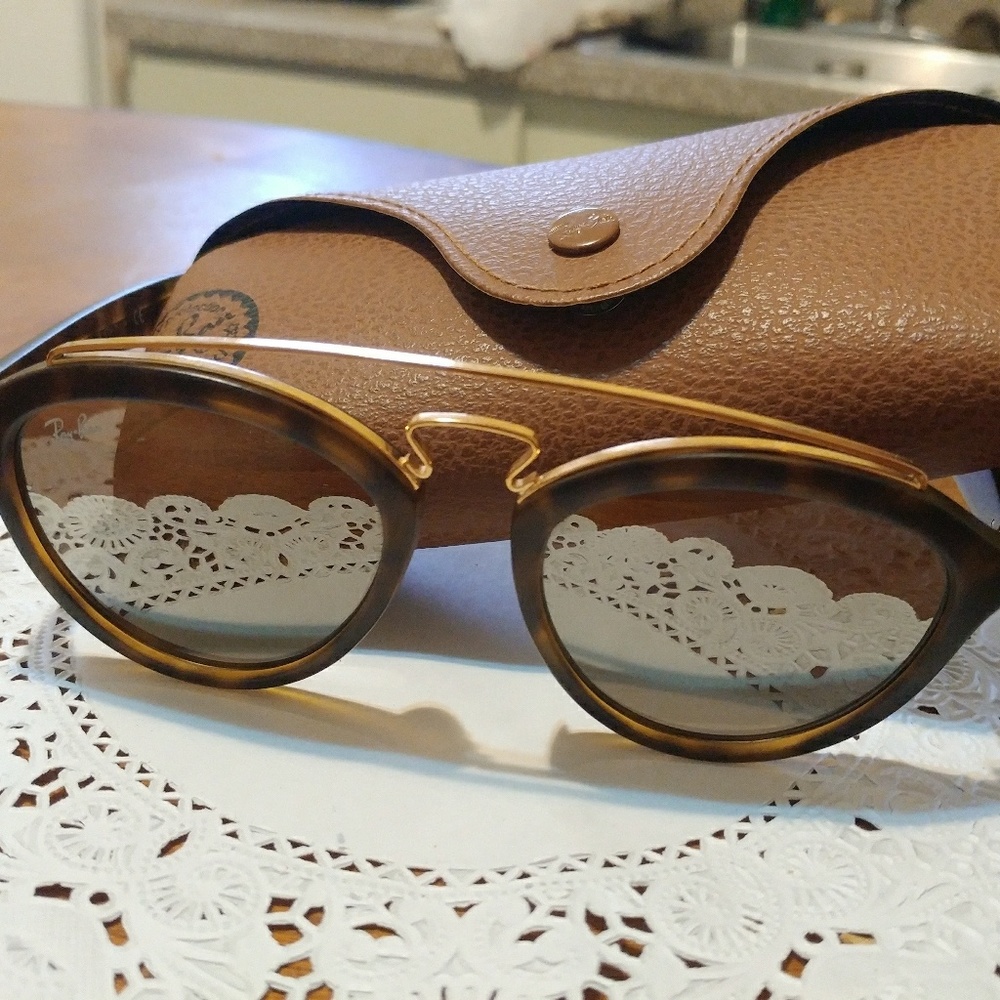 Gatsby Ray Bans ! (Tortoise)